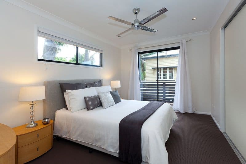 303  Wynnum Road, NORMAN PARK QLD 4170, Norman Park - Thumbnail 5