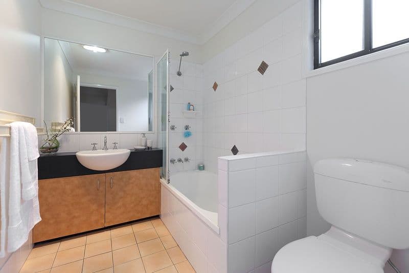 303  Wynnum Road, NORMAN PARK QLD 4170, Norman Park - Thumbnail 7