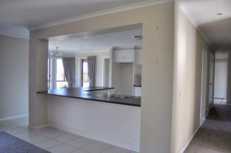 29 Hallam Drive, WARRNAMBOOL VIC 3280, Warrnambool - Thumbnail 8