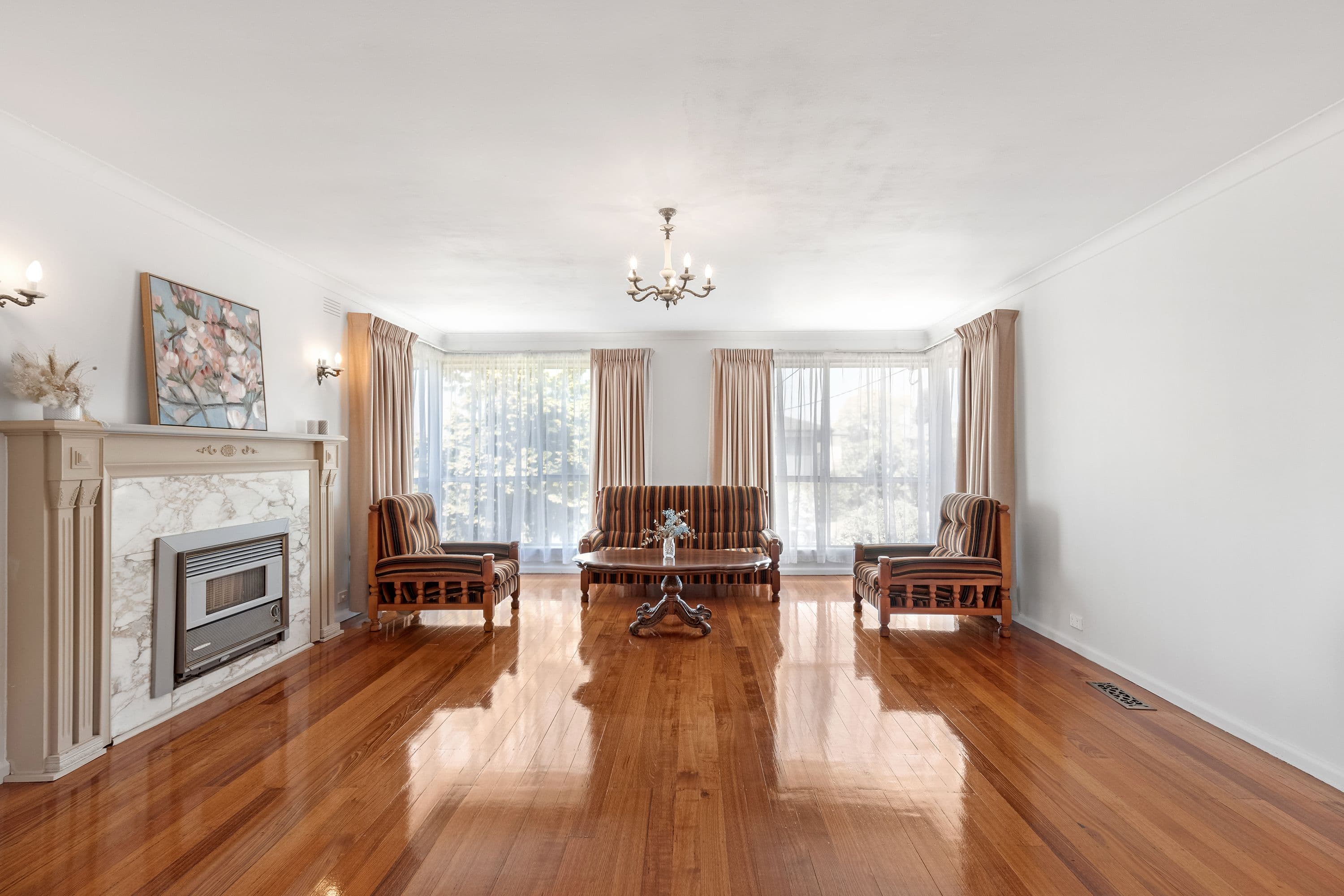 19 Burilla Avenue, Doncaster VIC 3108, Doncaster - Thumbnail 2