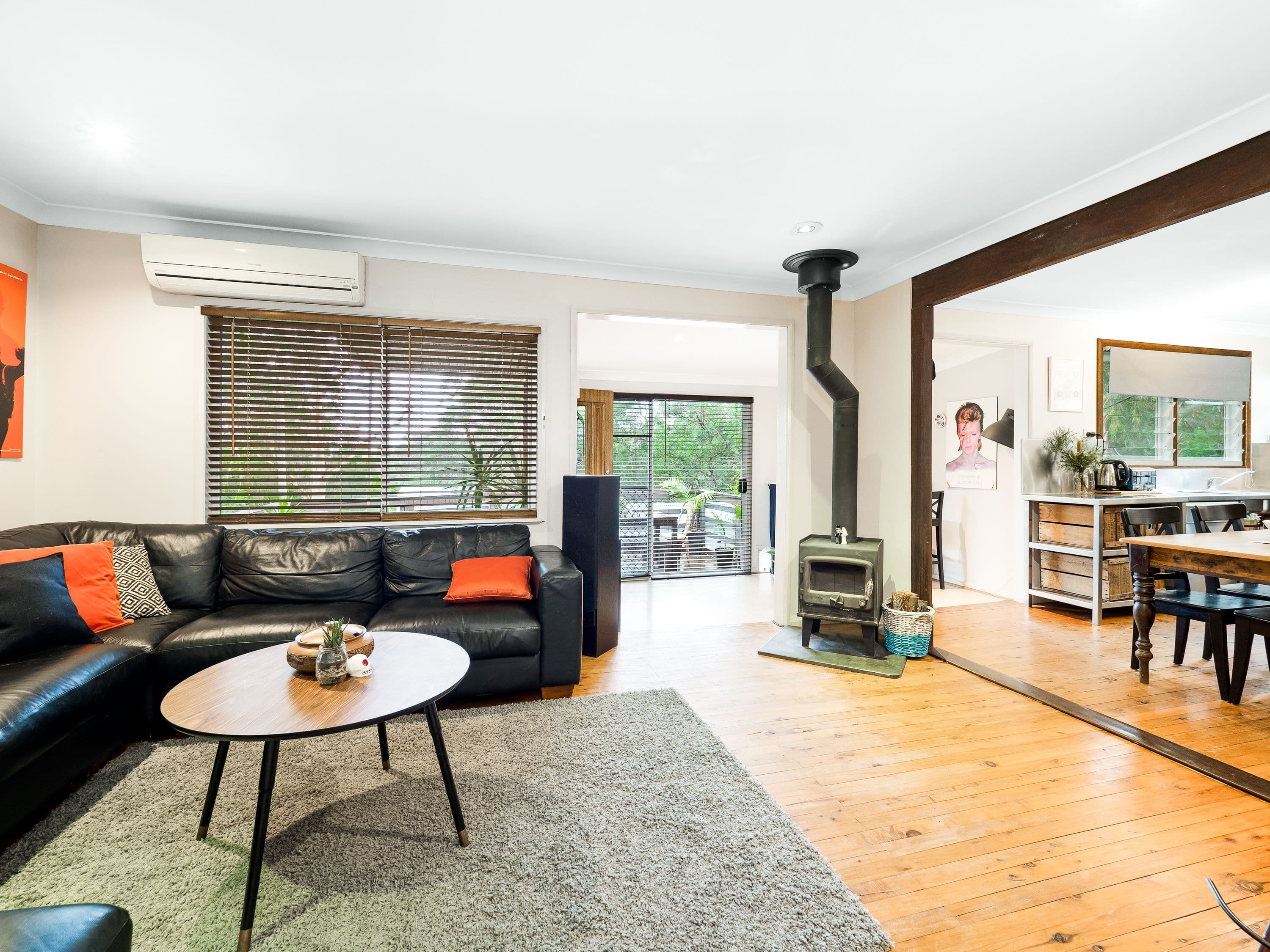 200 Lieutenant Bowen Drive, Bowen Mountain - Thumbnail 2