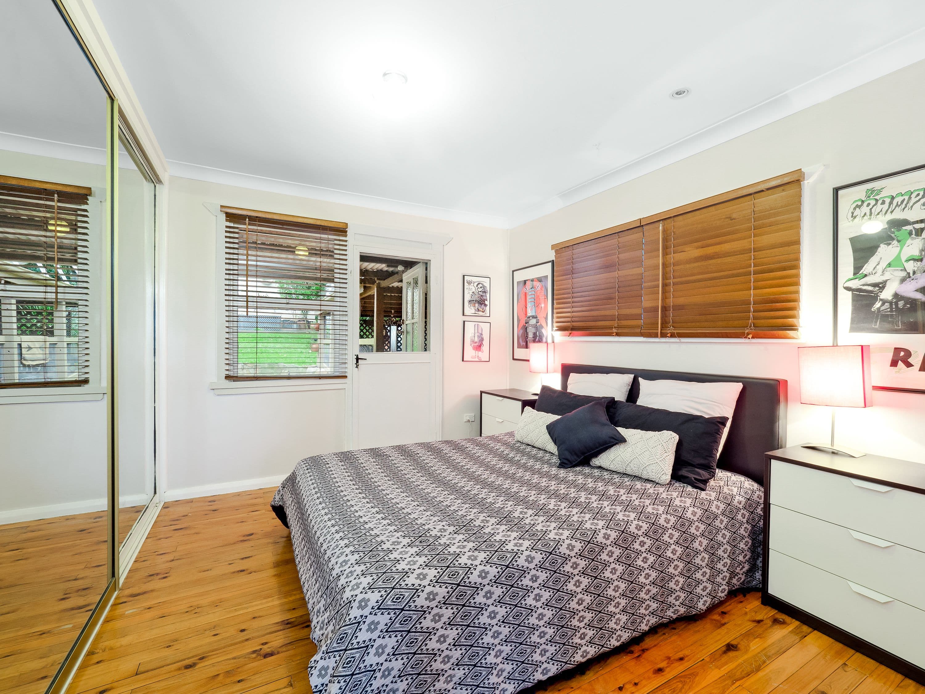 200 Lieutenant Bowen Drive, Bowen Mountain - Thumbnail 5