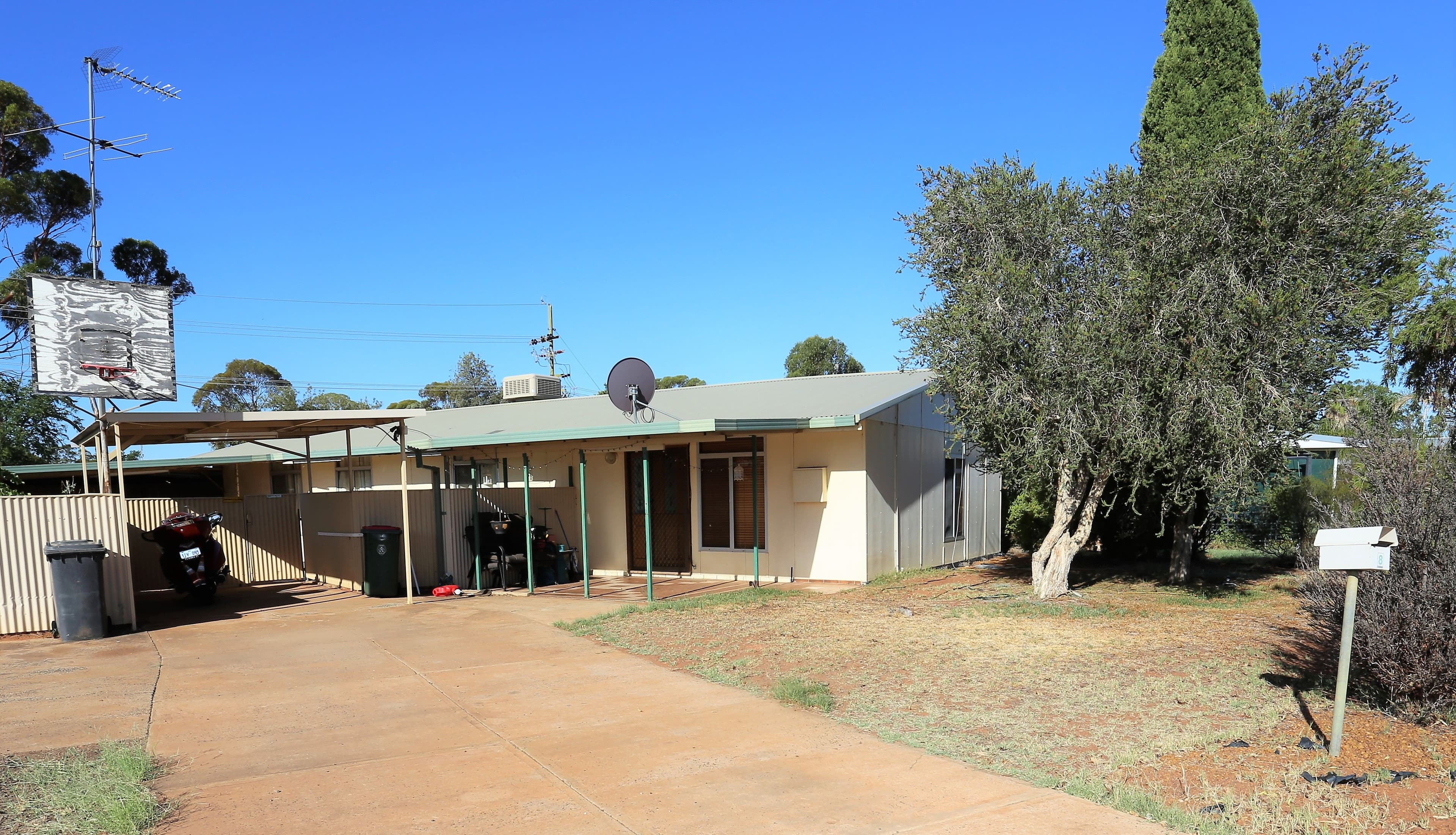 8 Hibiscus Street, Kambalda West WA 6442, Kambalda West - Image 1