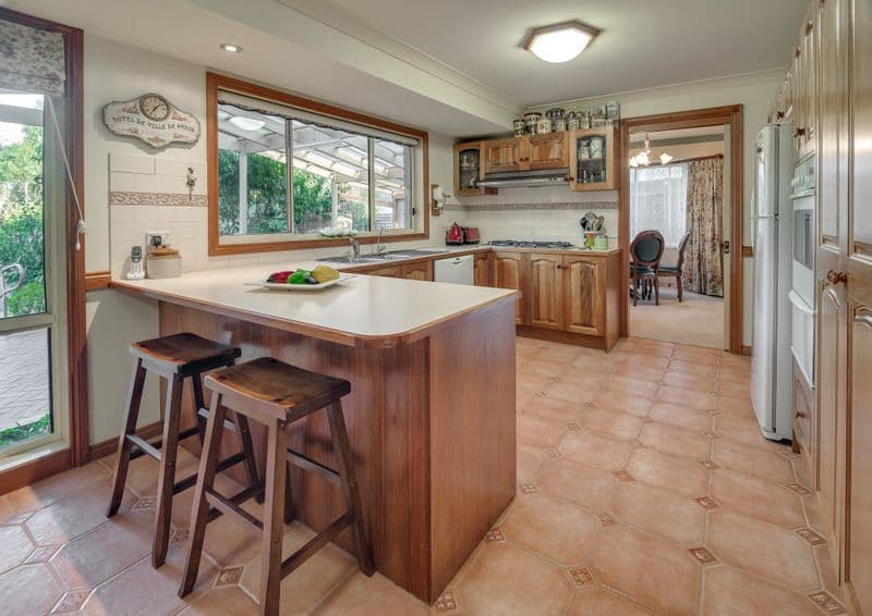 38 Cheadle Crescent, BUNDOORA VIC 3083, Bundoora - Thumbnail 5