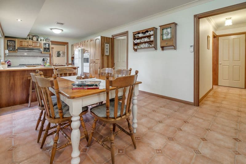 38 Cheadle Crescent, BUNDOORA VIC 3083, Bundoora - Thumbnail 6