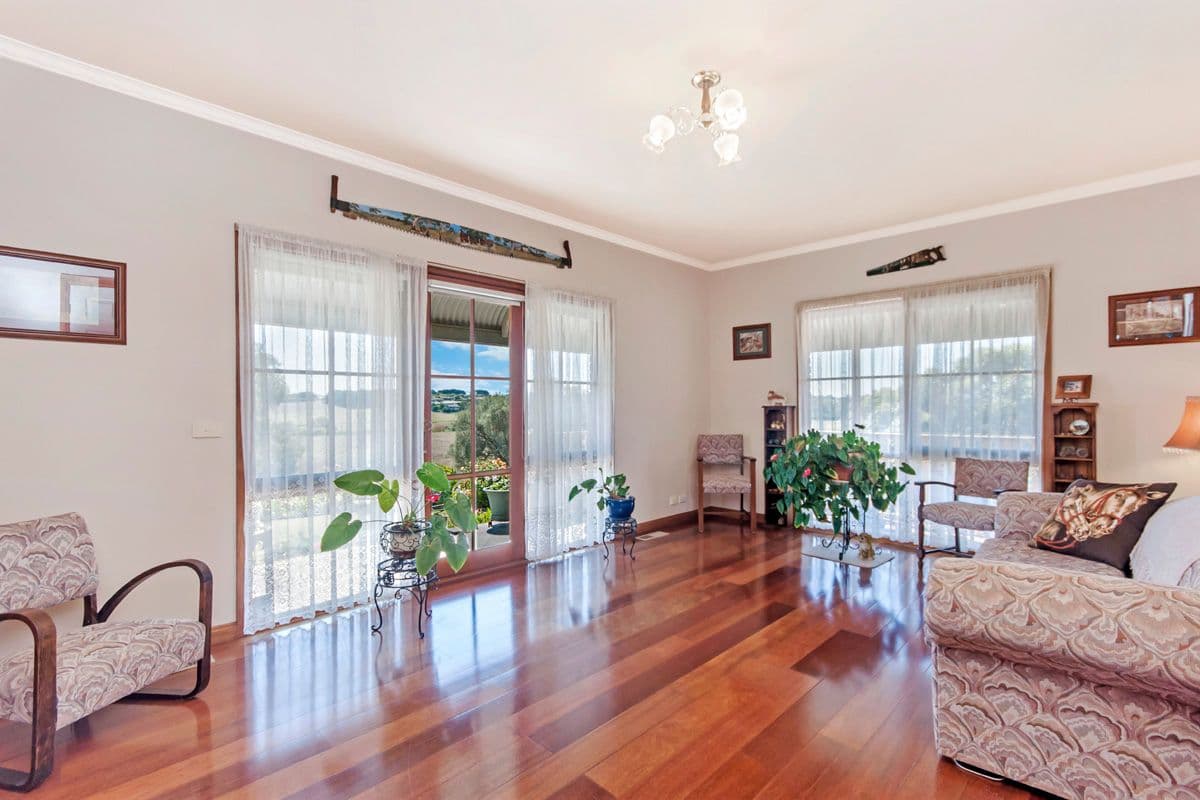 7 Windsor Court, Warrnambool VIC 3280, Warrnambool - Thumbnail 7