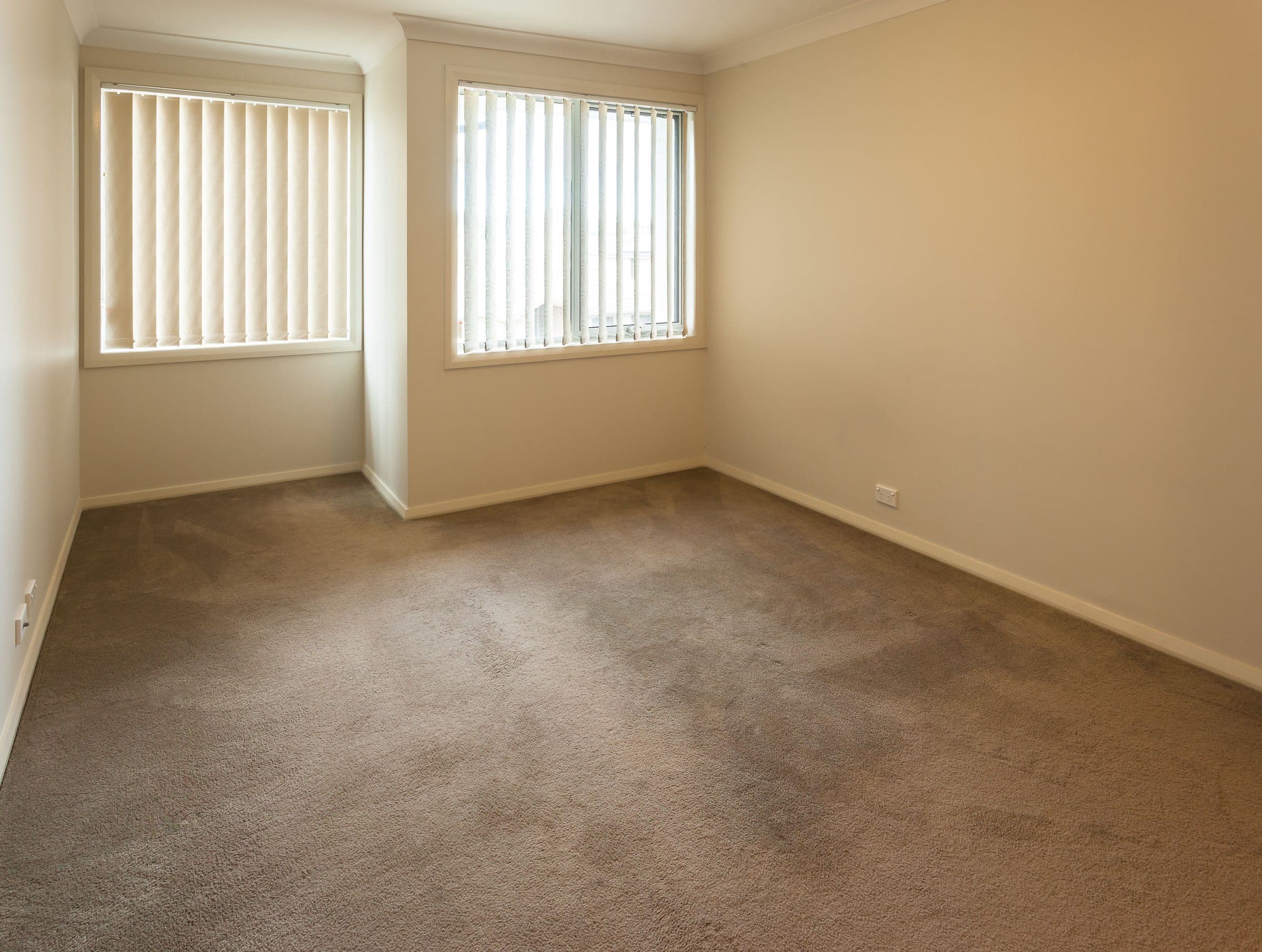 37 Sovereign Circuit, Glenfield NSW 2167, Glenfield - Thumbnail 4