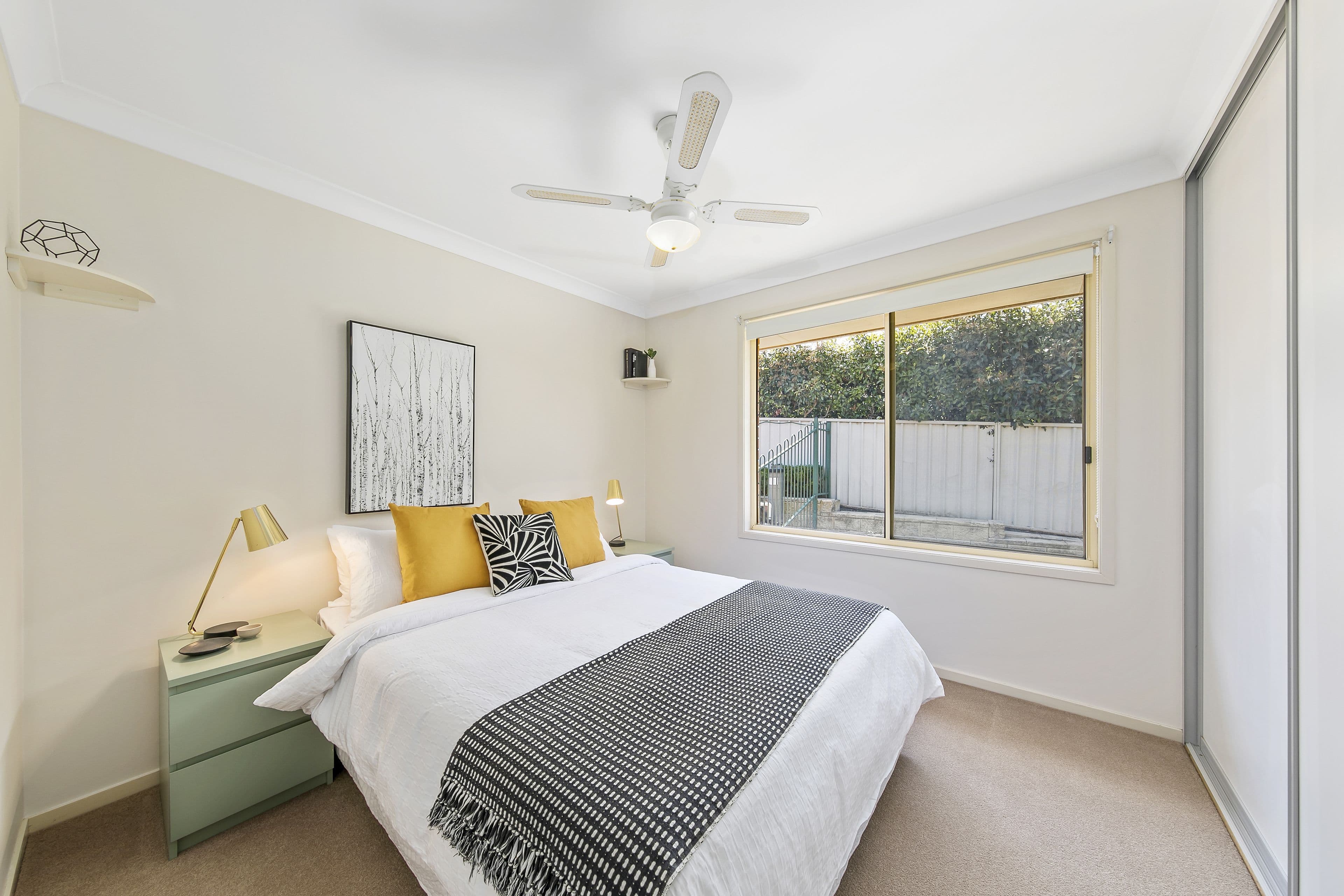 10 Kirkland Close, Lakelands - Thumbnail 7