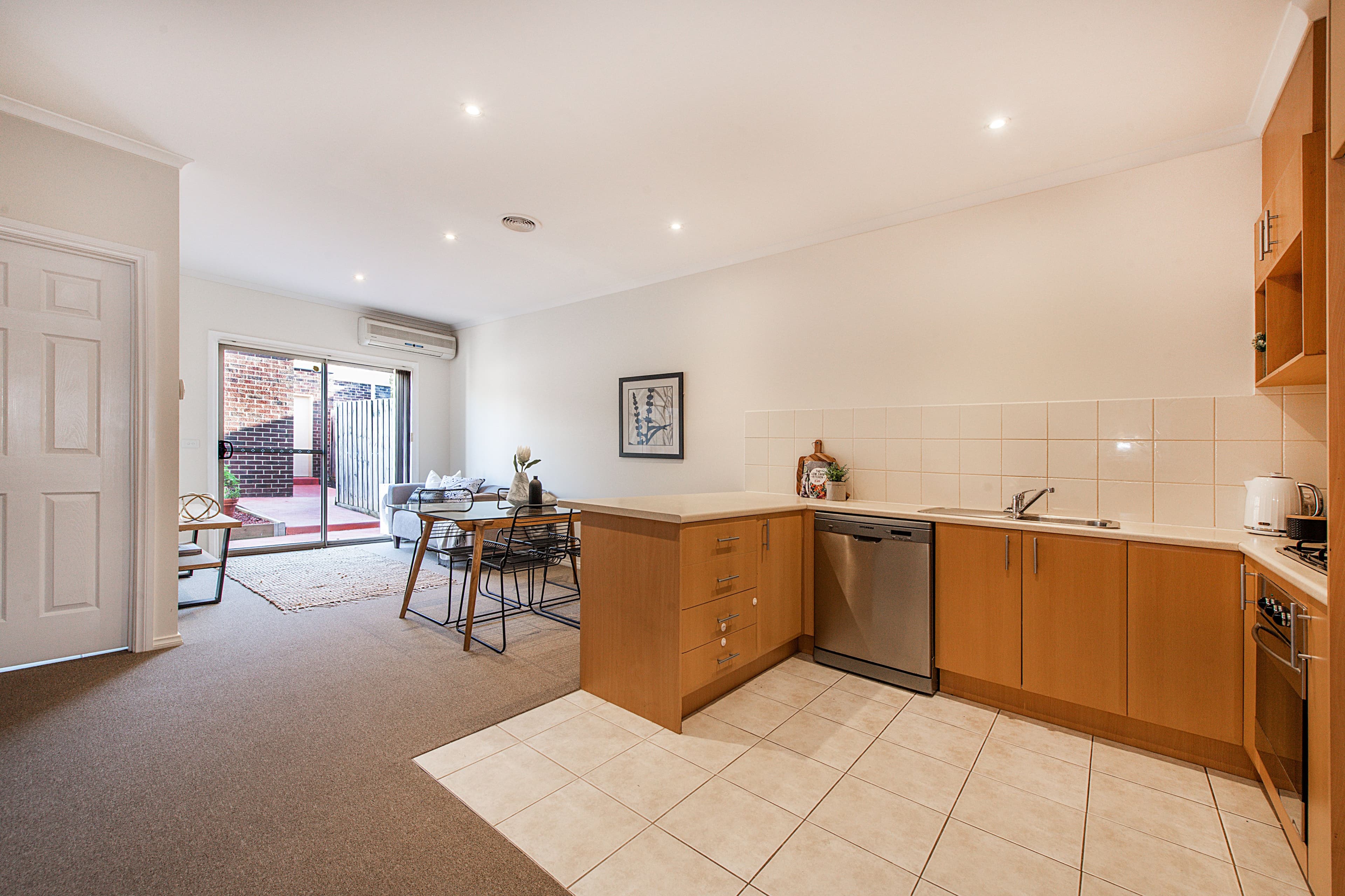 16 High Street, Bayswater VIC 3153, Bayswater - Thumbnail 4
