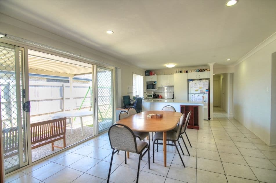 39 Pencarrow Crescent, RACEVIEW QLD 4305, Raceview - Thumbnail 2