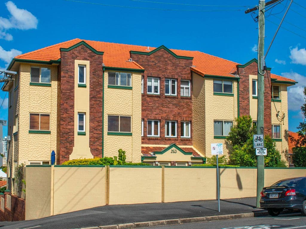 263 GREGORY Terrace, Spring Hill QLD 4000, Spring Hill - Thumbnail 2