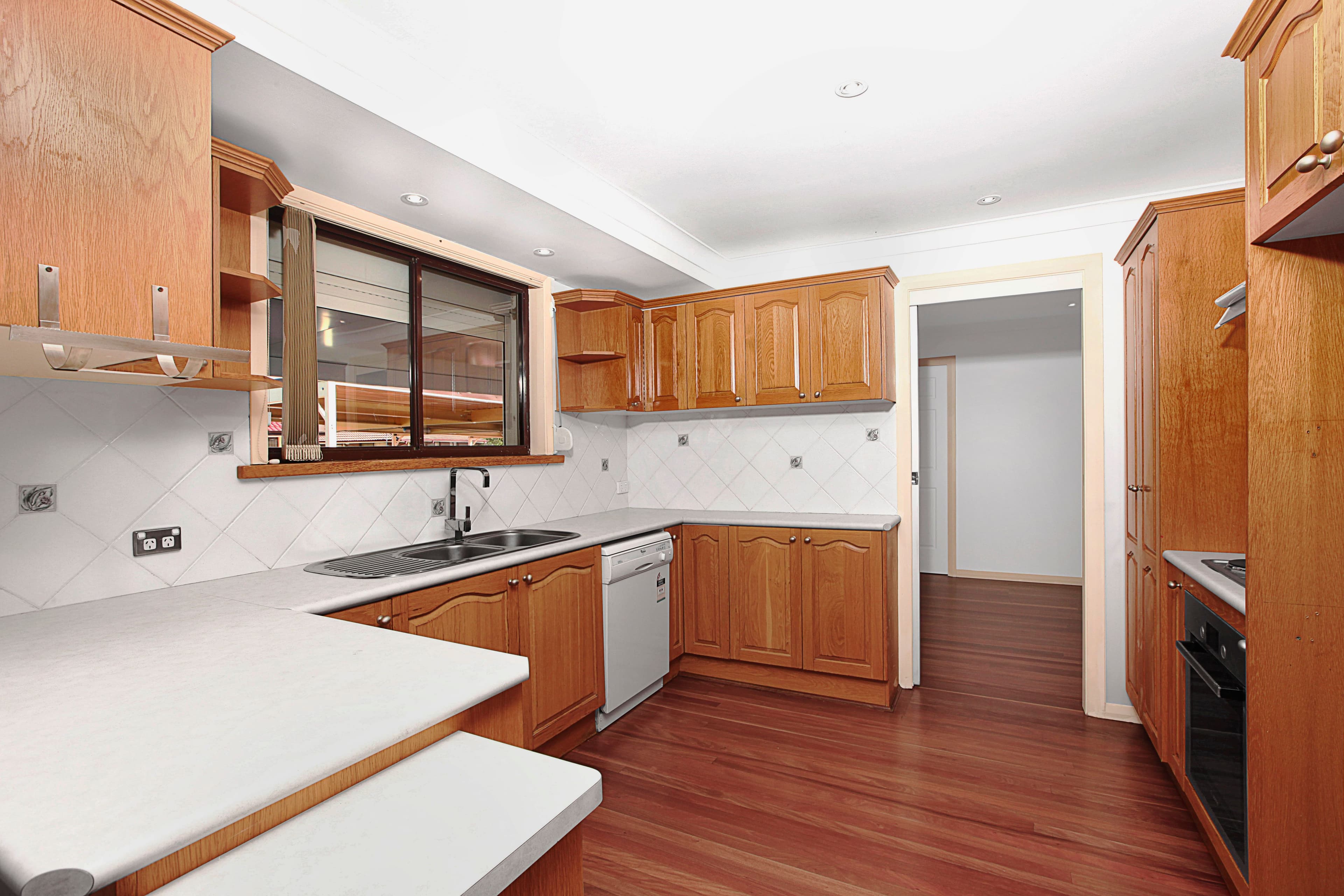 7 Otway Close, Wetherill Park - Thumbnail 3