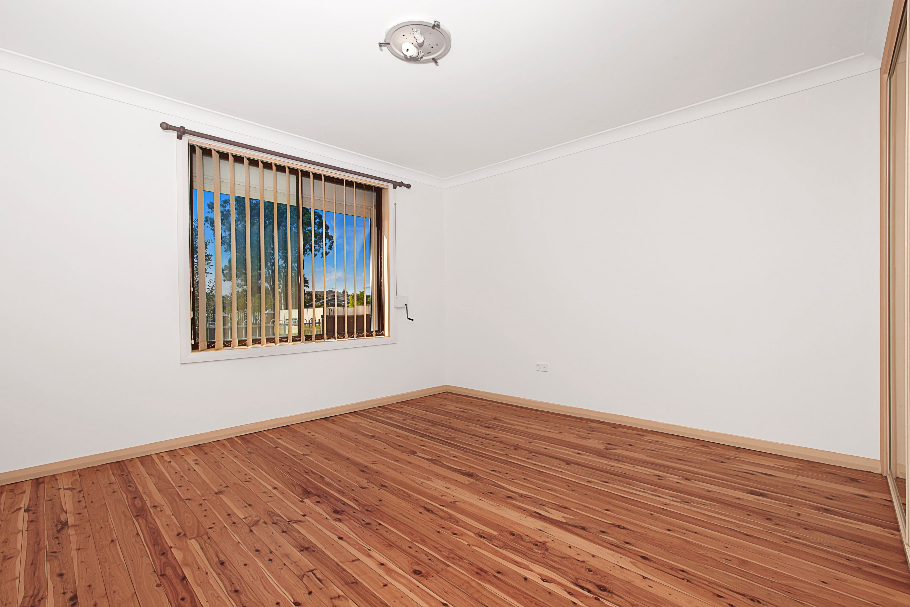 7 Otway Close, Wetherill Park - Thumbnail 4
