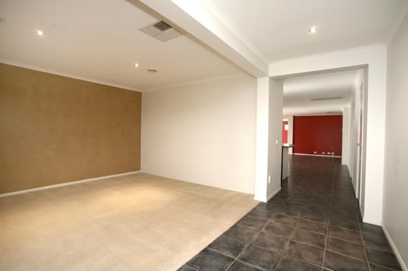 24 Norwegian Way, NARRE WARREN SOUTH VIC 3805, Narre Warren South - Thumbnail 2