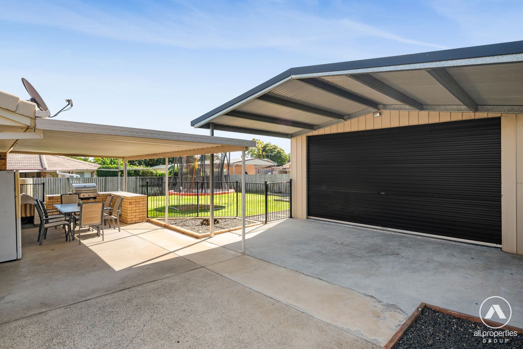 14 Knowles Close, Redbank Plains QLD 4301, Redbank Plains - Thumbnail 2