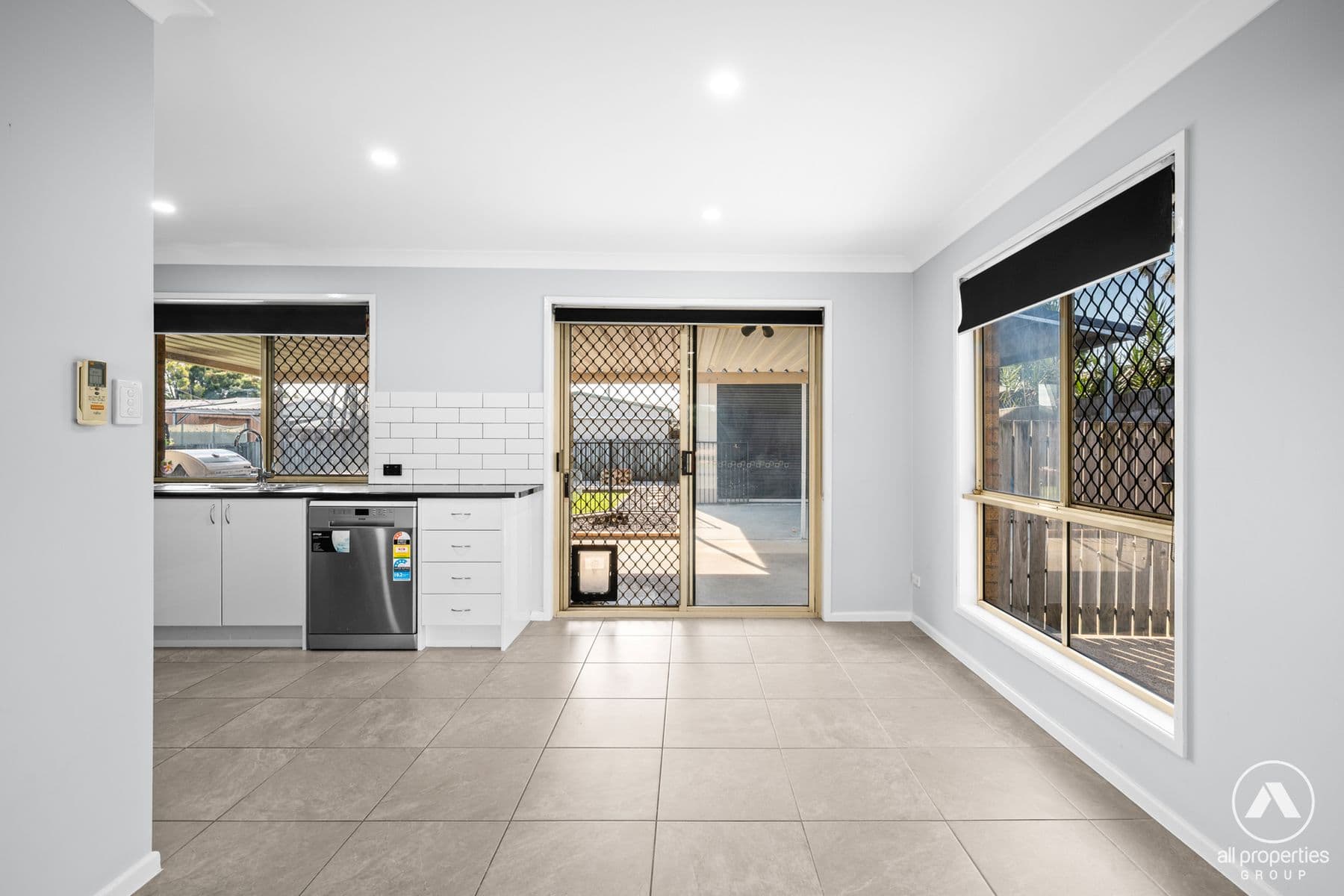 14 Knowles Close, Redbank Plains QLD 4301, Redbank Plains - Thumbnail 5