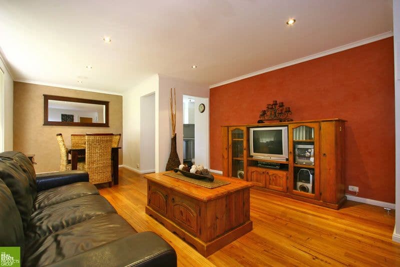 11 Blackbutt Way, BARRACK HEIGHTS NSW 2528, Barrack Heights - Thumbnail 3
