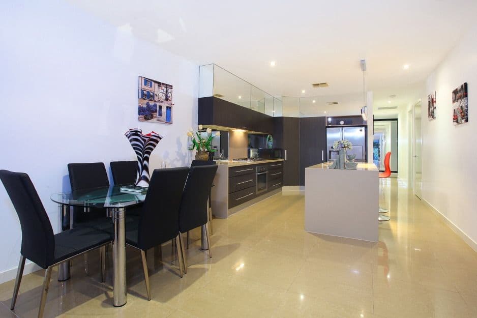 5019 Emerald Island Drive, Carrara QLD 4211, Carrara - Thumbnail 6