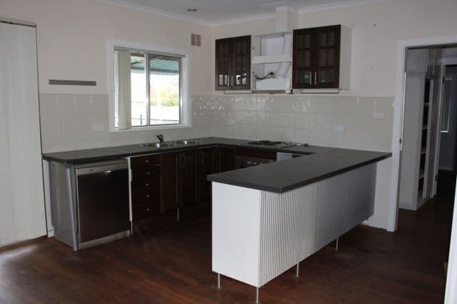 52 Hopbush Street, KAMBALDA WEST WA 6442, Kambalda West - Thumbnail 3