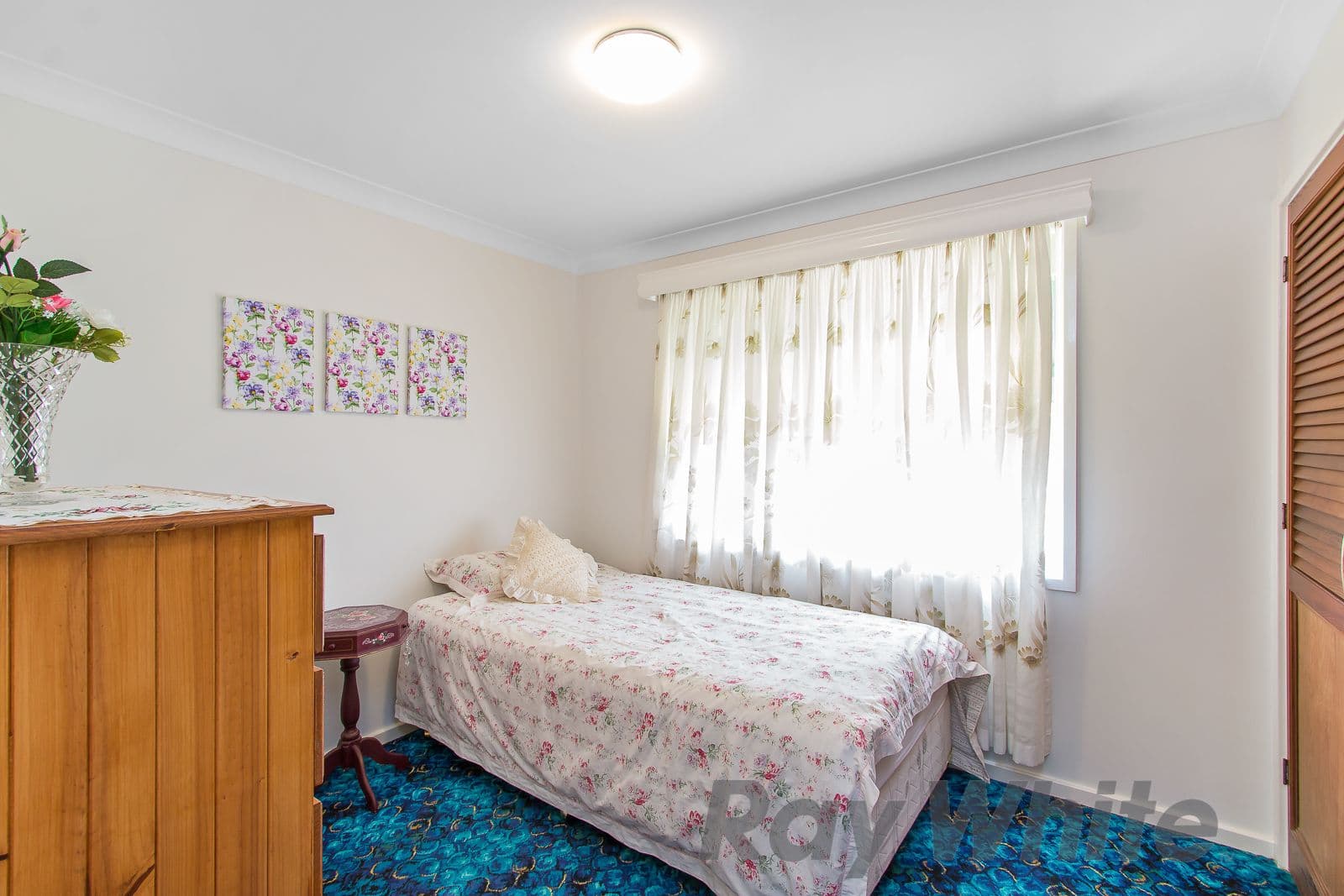 3 Boldon Close, Charlestown - Thumbnail 6