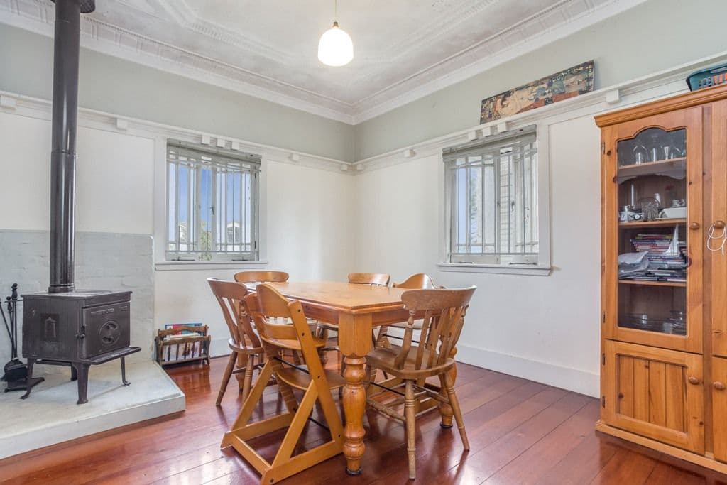 8 Myrtle Street, Grange QLD 4051, Grange - Thumbnail 3