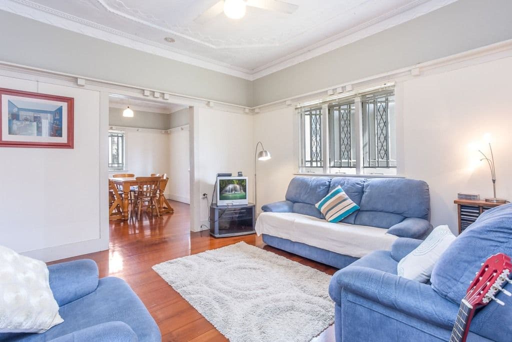 8 Myrtle Street, Grange QLD 4051, Grange - Thumbnail 4