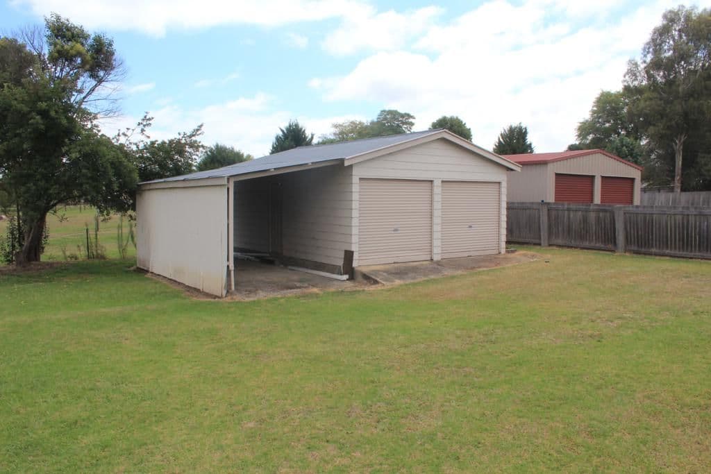 112 Petrie Street, TENTERFIELD NSW 2372, Tenterfield - Thumbnail 8