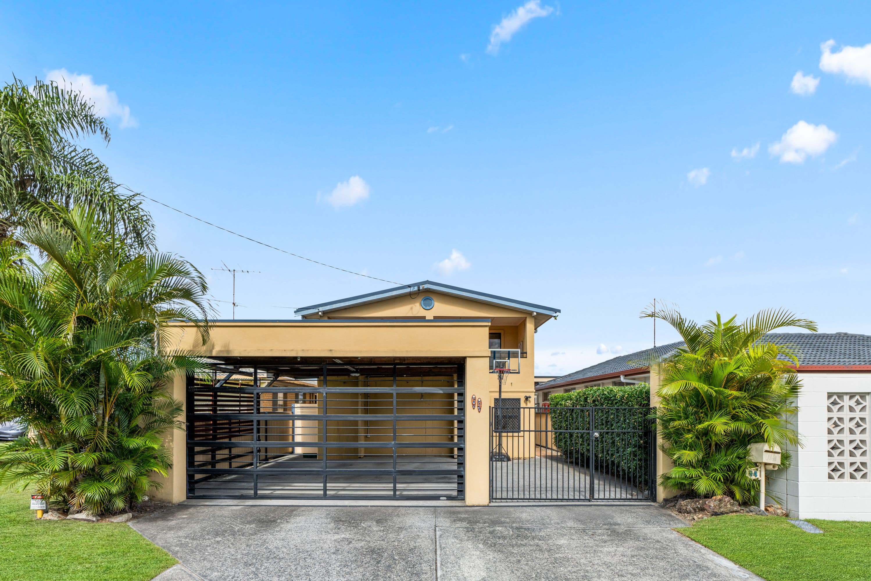 64 Townson Avenue, Palm Beach QLD 4221, Palm Beach - Thumbnail 2