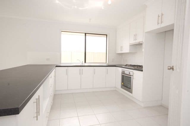 42 Basin Street, ALDINGA BEACH SA 5173, Aldinga Beach - Thumbnail 3