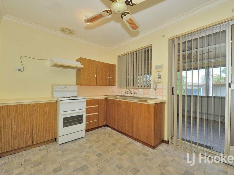 55 Blackadder Road, Swan View WA 6056, Swan View - Thumbnail 8