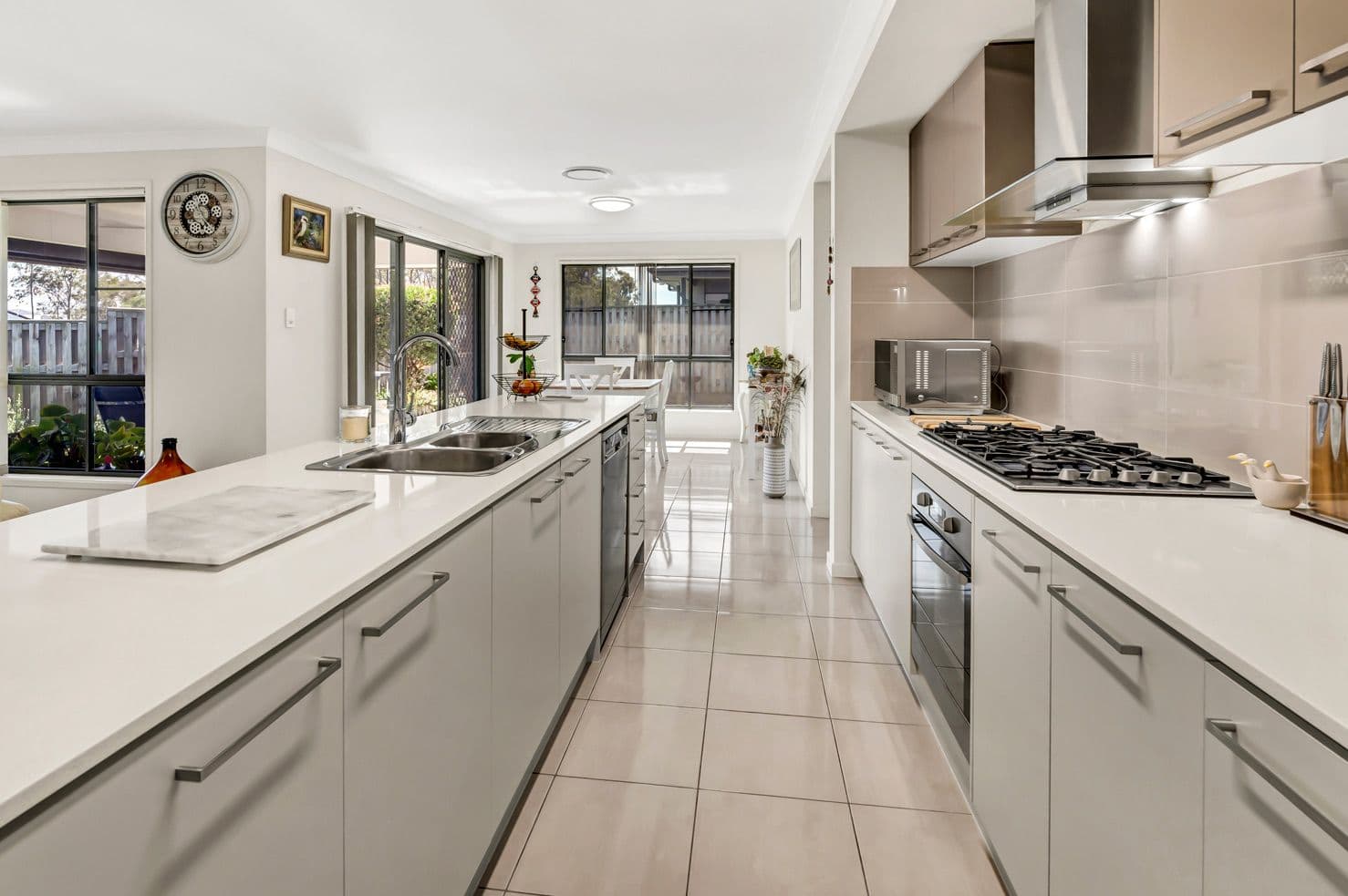 2 Longstaff Crescent, Pimpama QLD 4209, Pimpama - Thumbnail 4