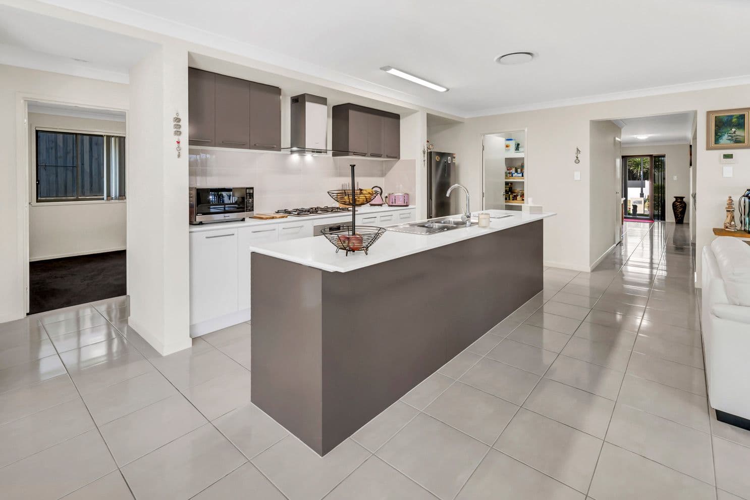 2 Longstaff Crescent, Pimpama QLD 4209, Pimpama - Thumbnail 5