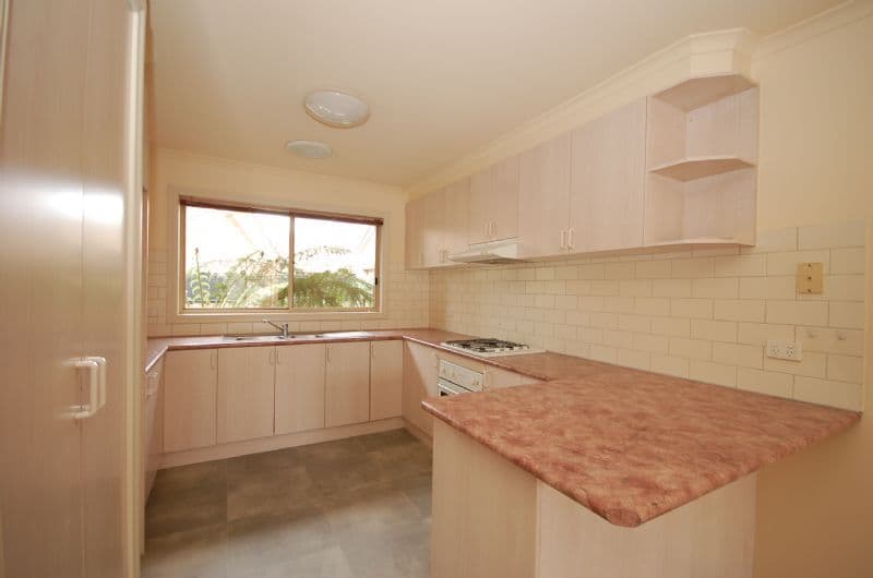 13 Hereford Road, MOUNT EVELYN VIC 3796, Mount Evelyn - Thumbnail 3