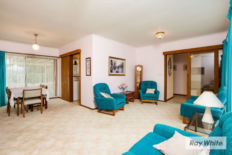 8 Kooringa Court, ROSEBUD VIC 3939, Rosebud - Thumbnail 2