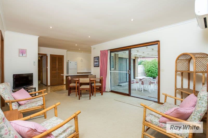8 Kooringa Court, ROSEBUD VIC 3939, Rosebud - Thumbnail 3