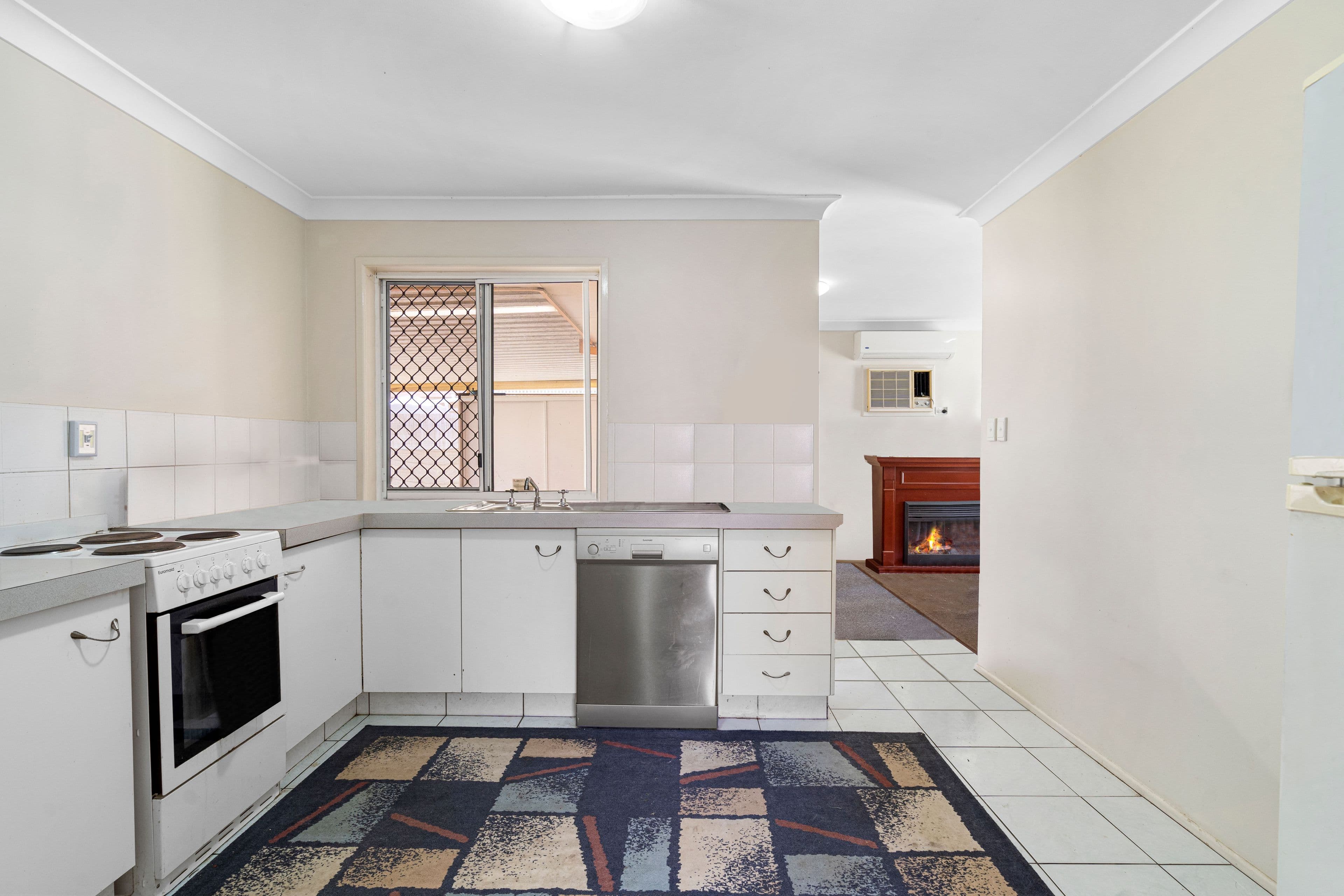 20 Avalon Court, Marsden QLD 4132, Marsden - Thumbnail 3