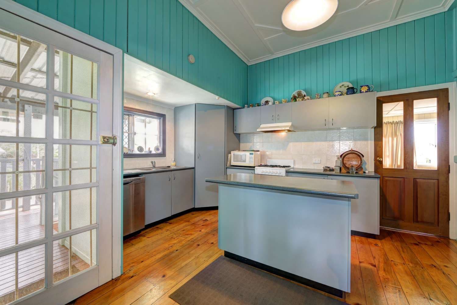 73 Maryborough Street, Walkervale QLD 4670, Walkervale - Thumbnail 2