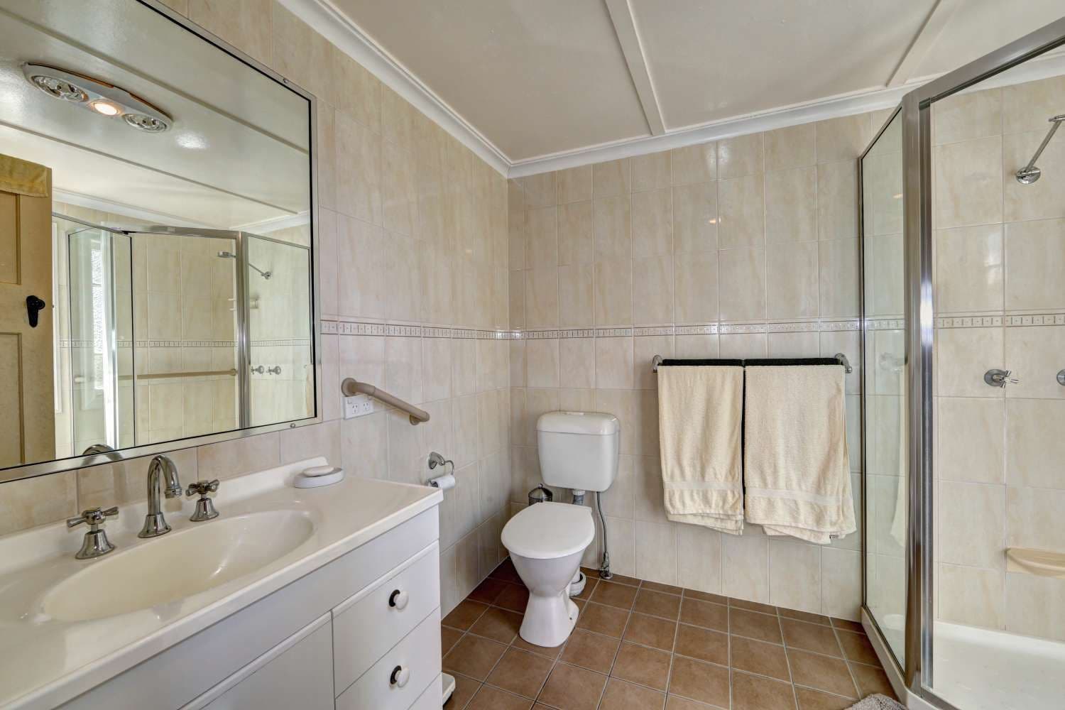 73 Maryborough Street, Walkervale QLD 4670, Walkervale - Thumbnail 8