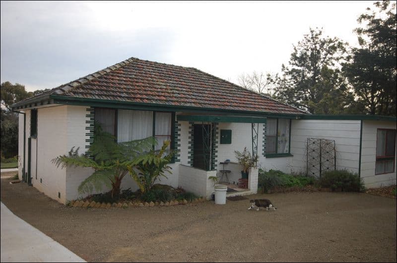 6 George Street, WANDIN NORTH VIC 3139, Wandin North - Thumbnail 2