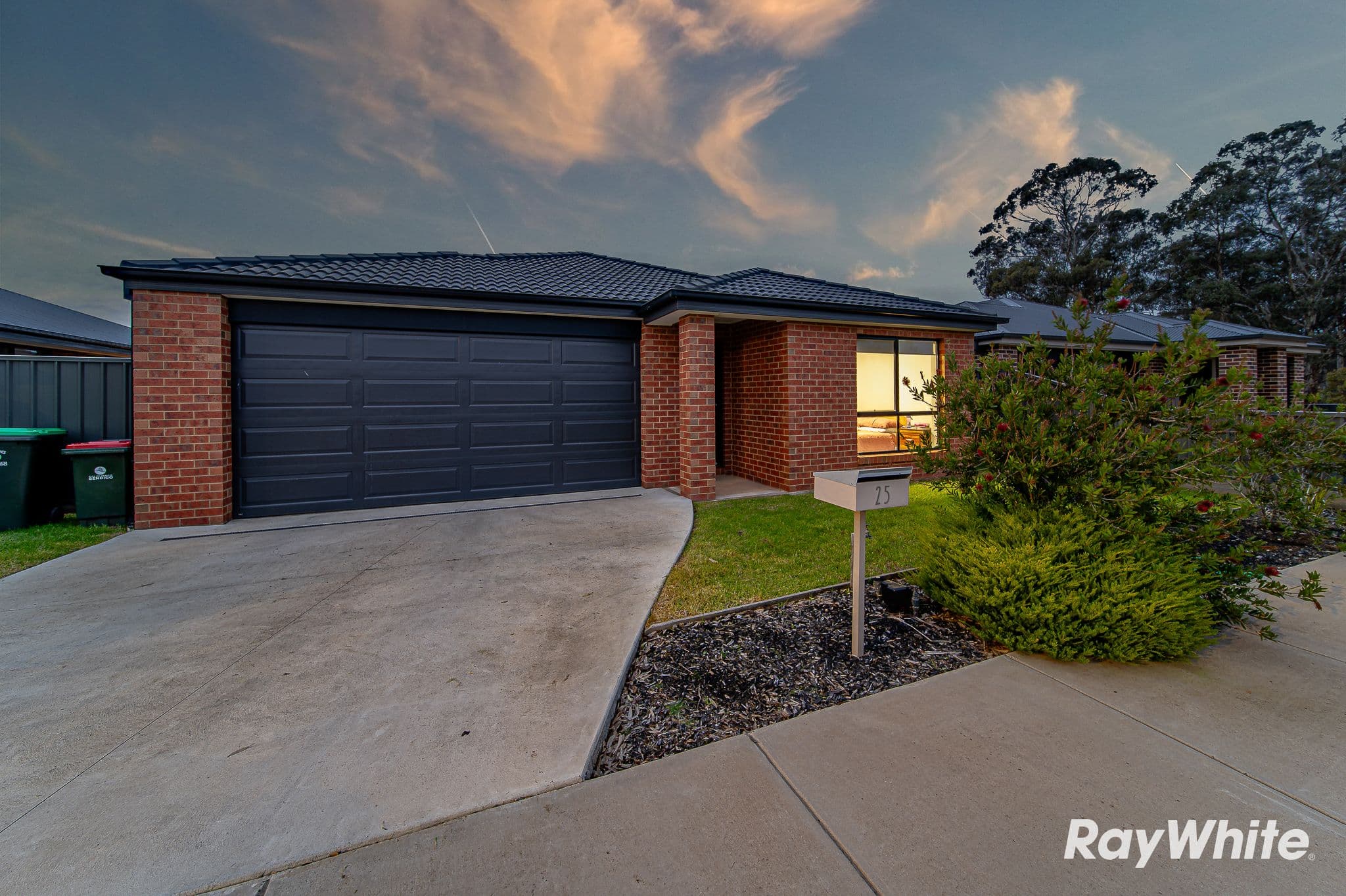 25 Parkview Boulevard, Huntly VIC 3551, Huntly - Thumbnail 2