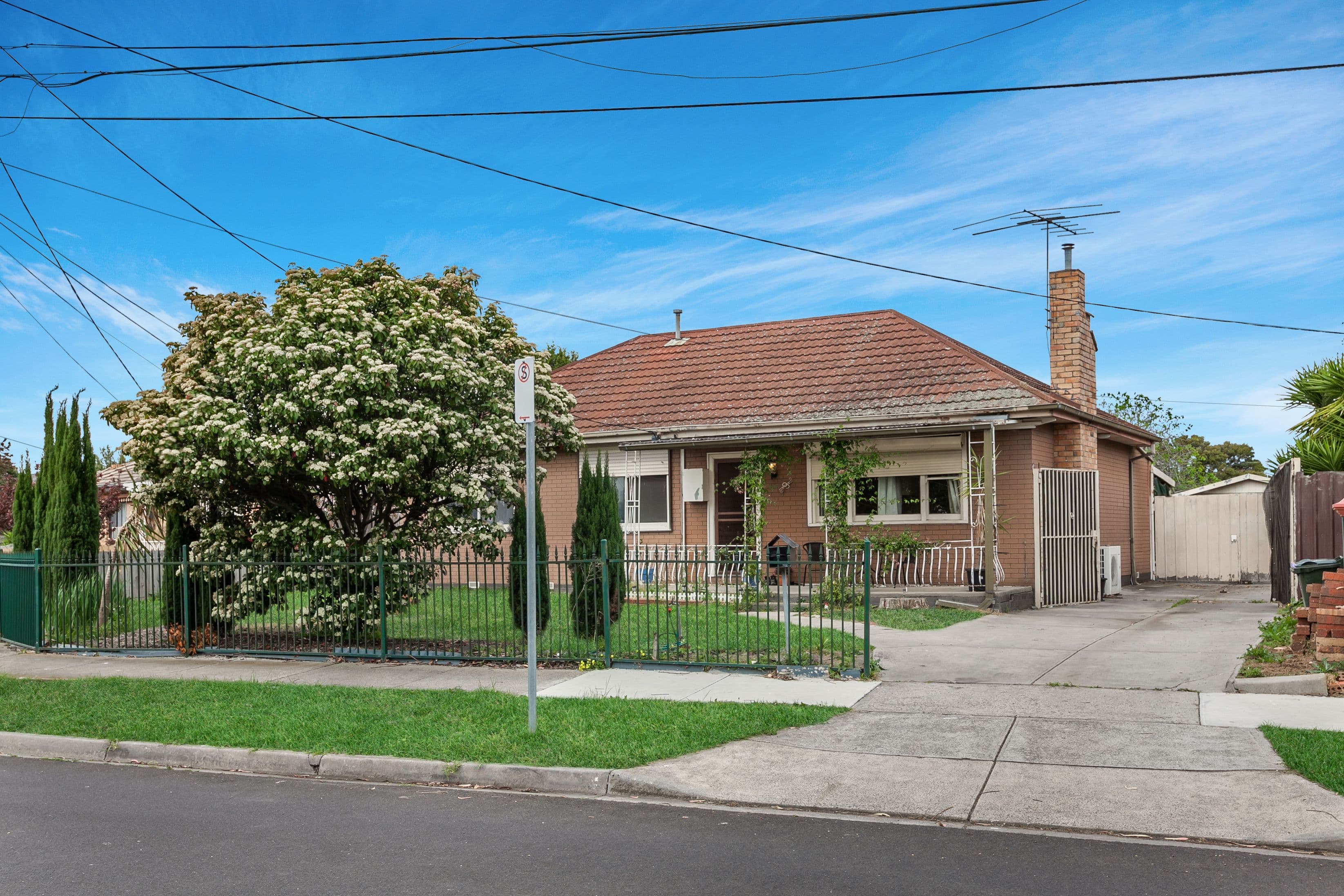 9 Aberdeen Street, Reservoir VIC 3073, Reservoir - Image 1