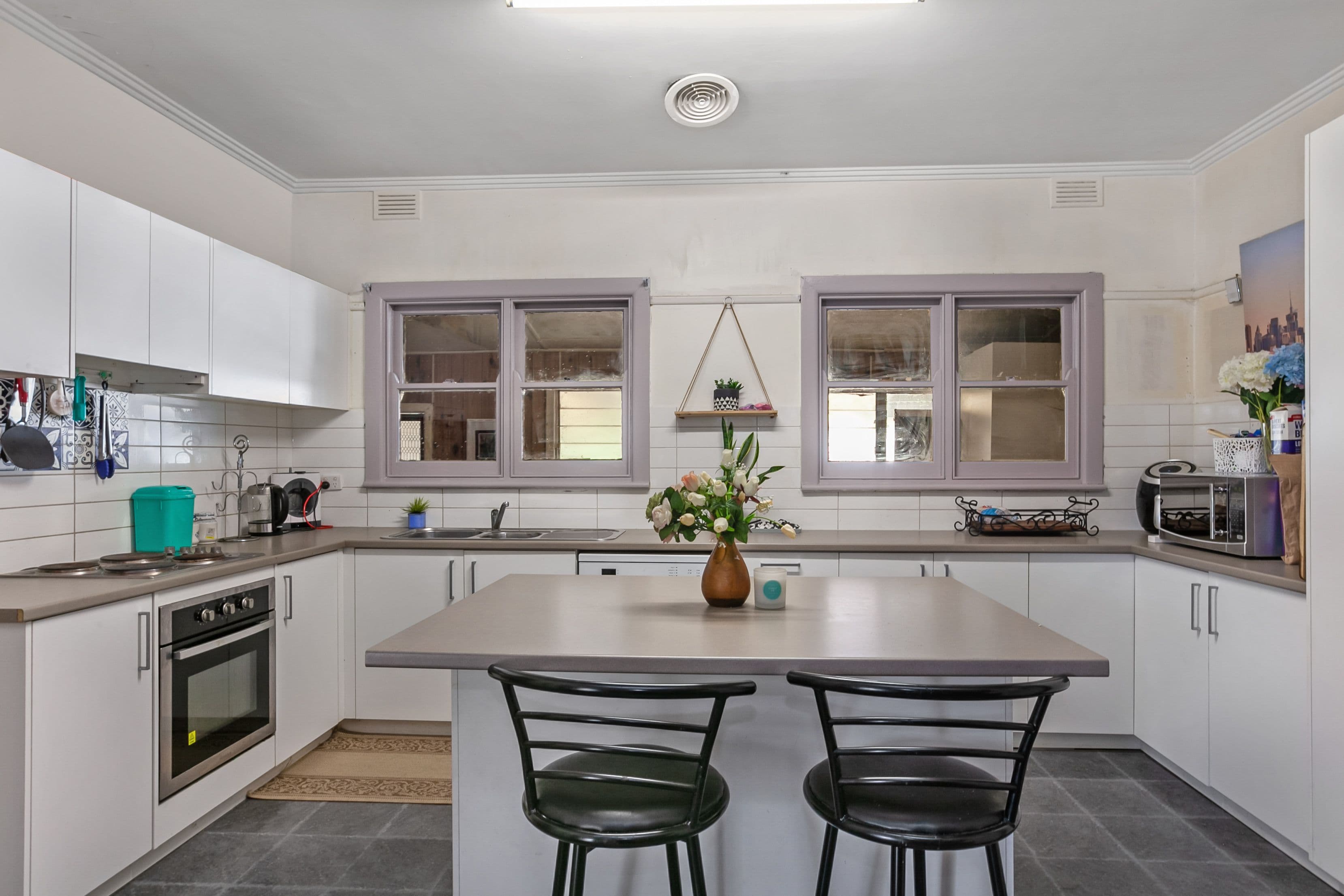9 Aberdeen Street, Reservoir VIC 3073, Reservoir - Thumbnail 3
