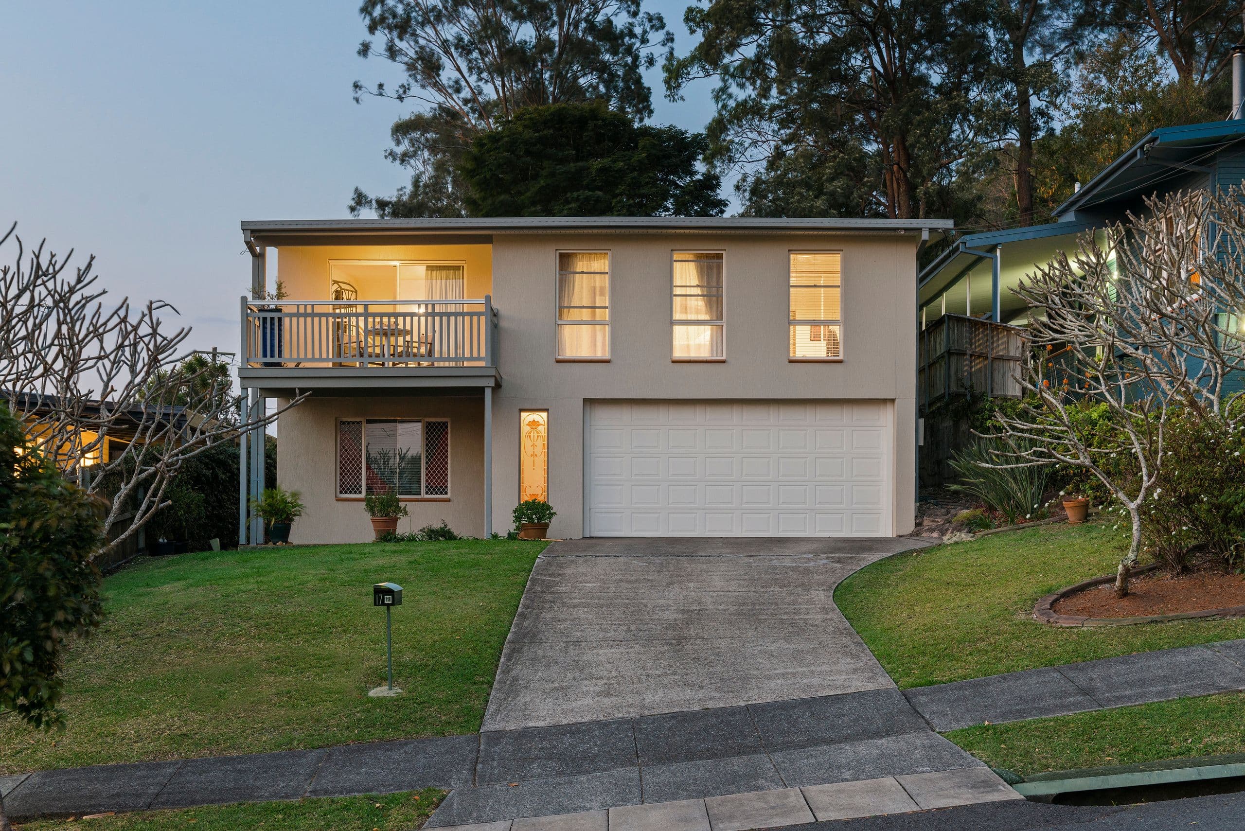 17 Page Parade, Burleigh Heads QLD 4220, Burleigh Heads - Image 1