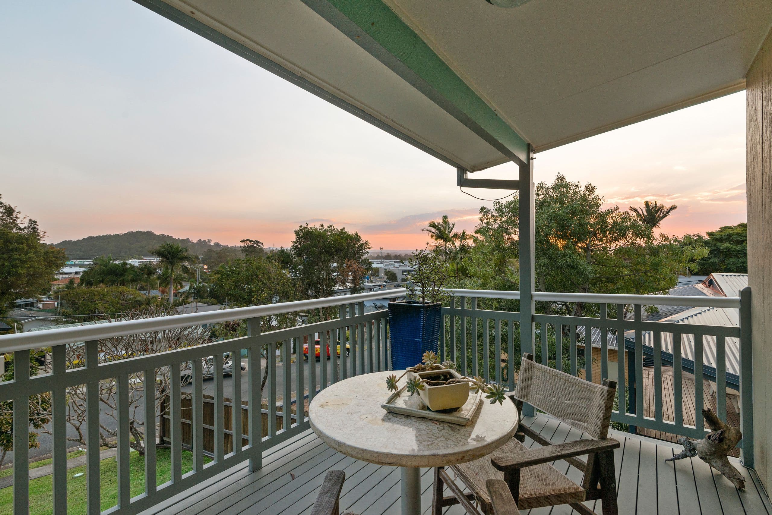 17 Page Parade, Burleigh Heads QLD 4220, Burleigh Heads - Thumbnail 2