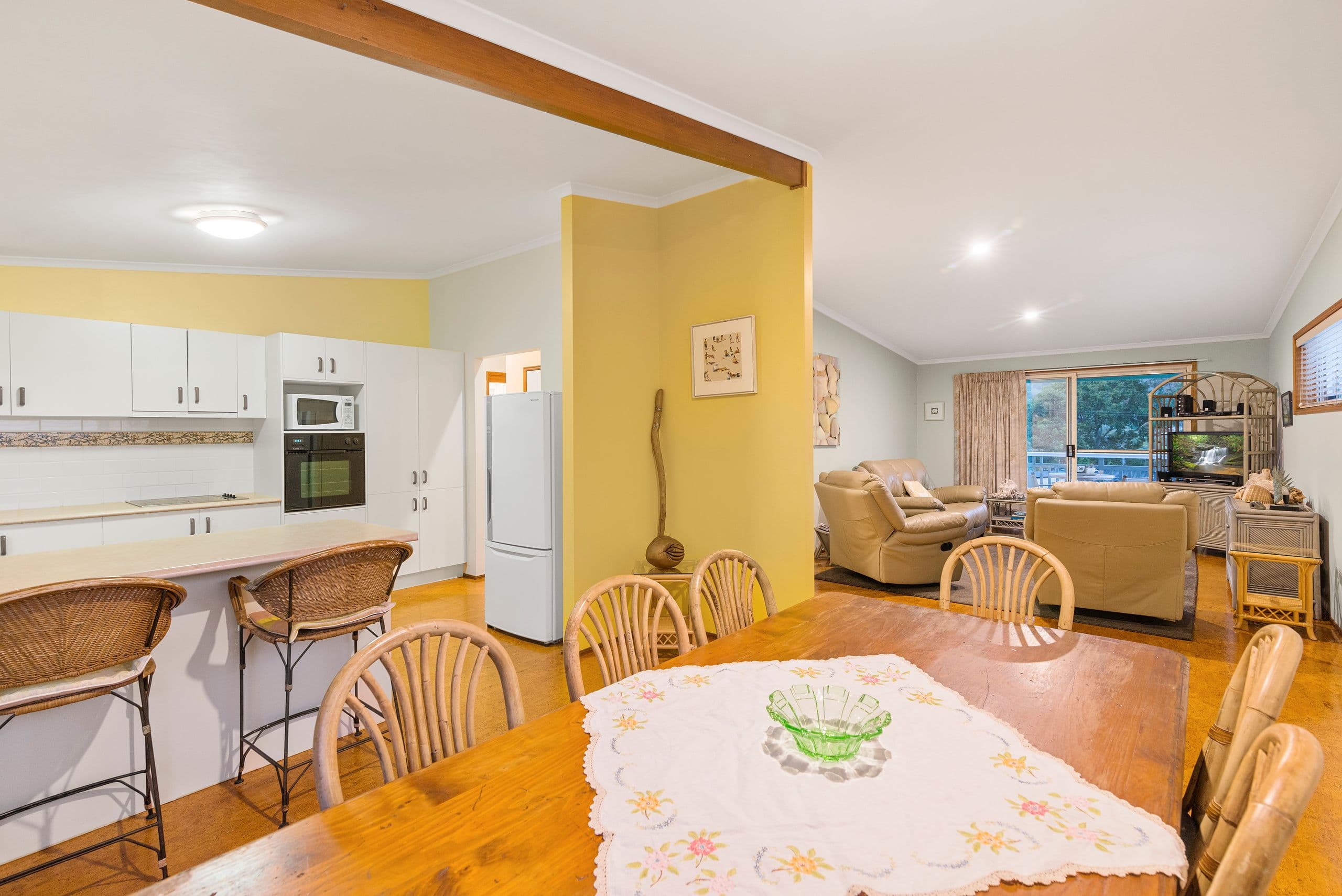 17 Page Parade, Burleigh Heads QLD 4220, Burleigh Heads - Thumbnail 8