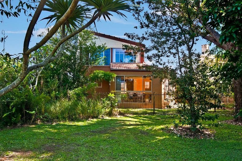 57 Tahiti Avenue, PALM BEACH QLD 4221, Palm Beach - Thumbnail 6