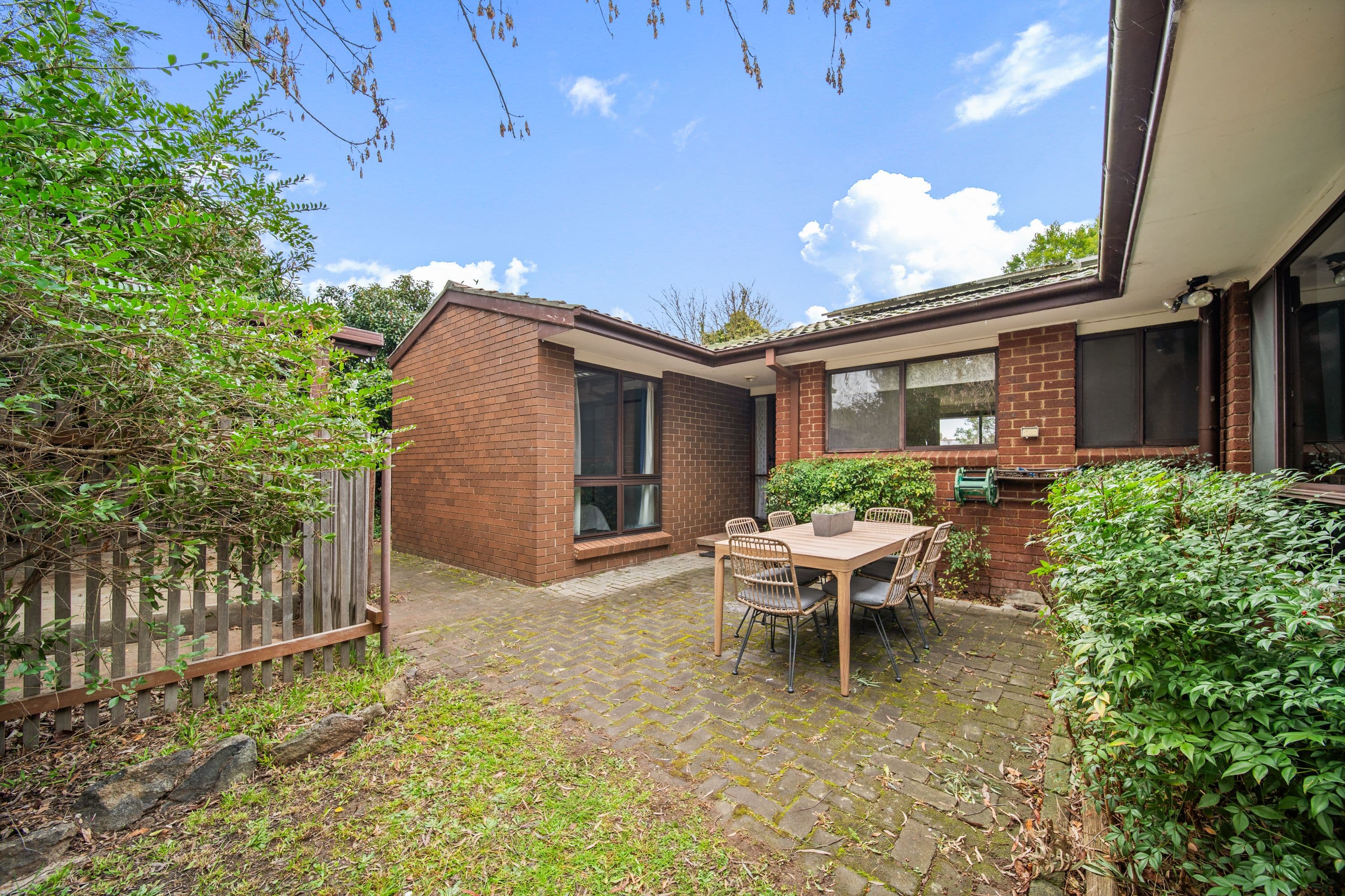 6 Macintyre Place, Charnwood ACT 2615, Charnwood - Thumbnail 2
