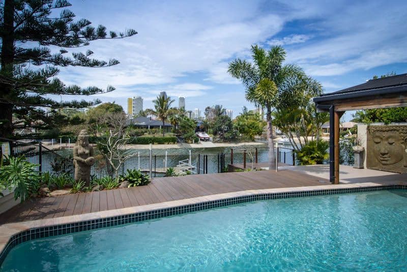 14 Andrea Avenue, BROADBEACH WATERS QLD 4218, Broadbeach Waters - Thumbnail 2