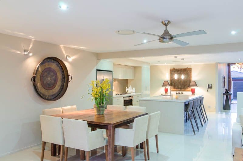 14 Andrea Avenue, BROADBEACH WATERS QLD 4218, Broadbeach Waters - Thumbnail 8