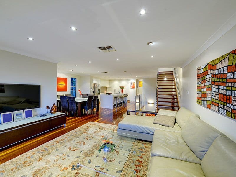 38 Laidlaw Parade, EAST BRISBANE QLD 4169, East Brisbane - Thumbnail 2